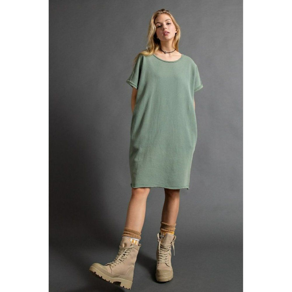 Easel Oversized Mineral Washed Terry Boxy Dress in Juniper Green New